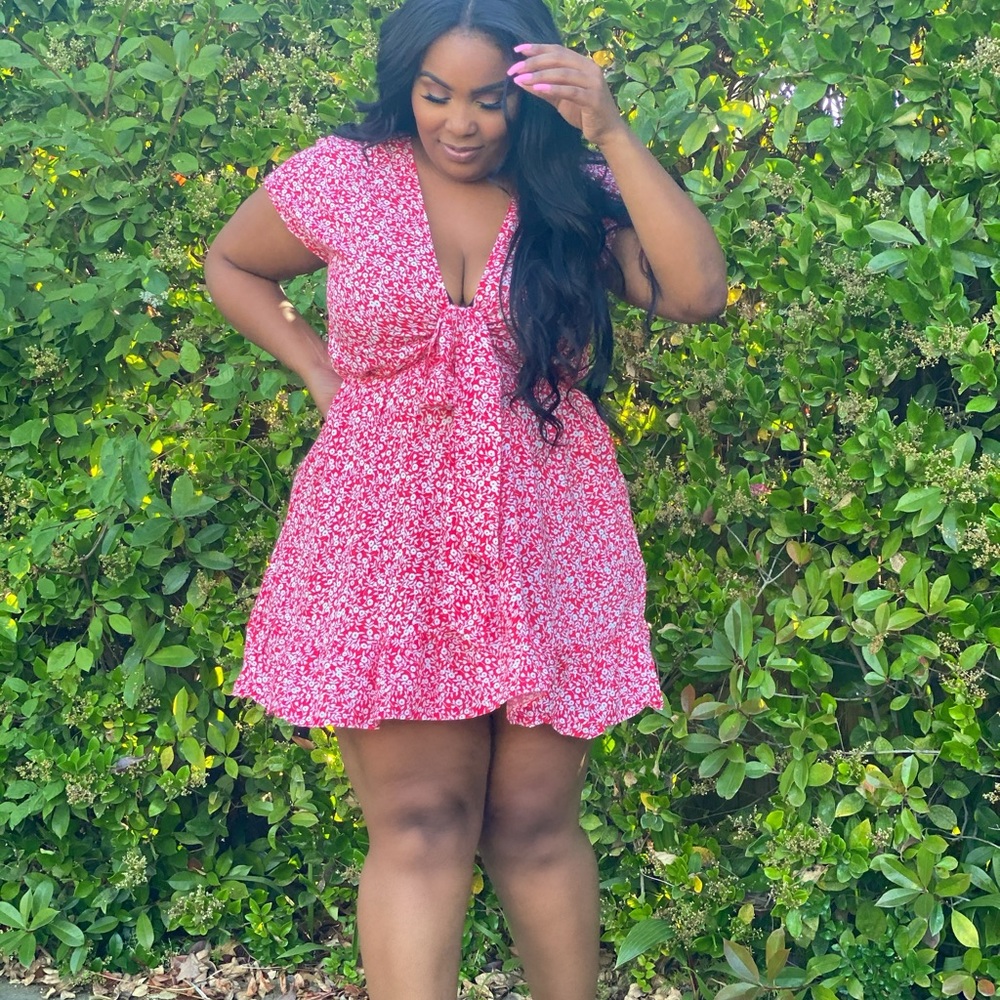 Floral print ruffle hem mini dress